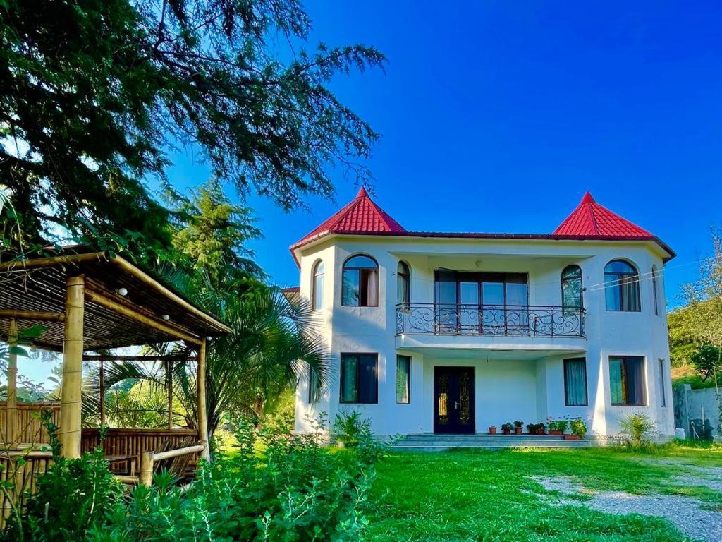 Villa In Чакви Экстерьер фото